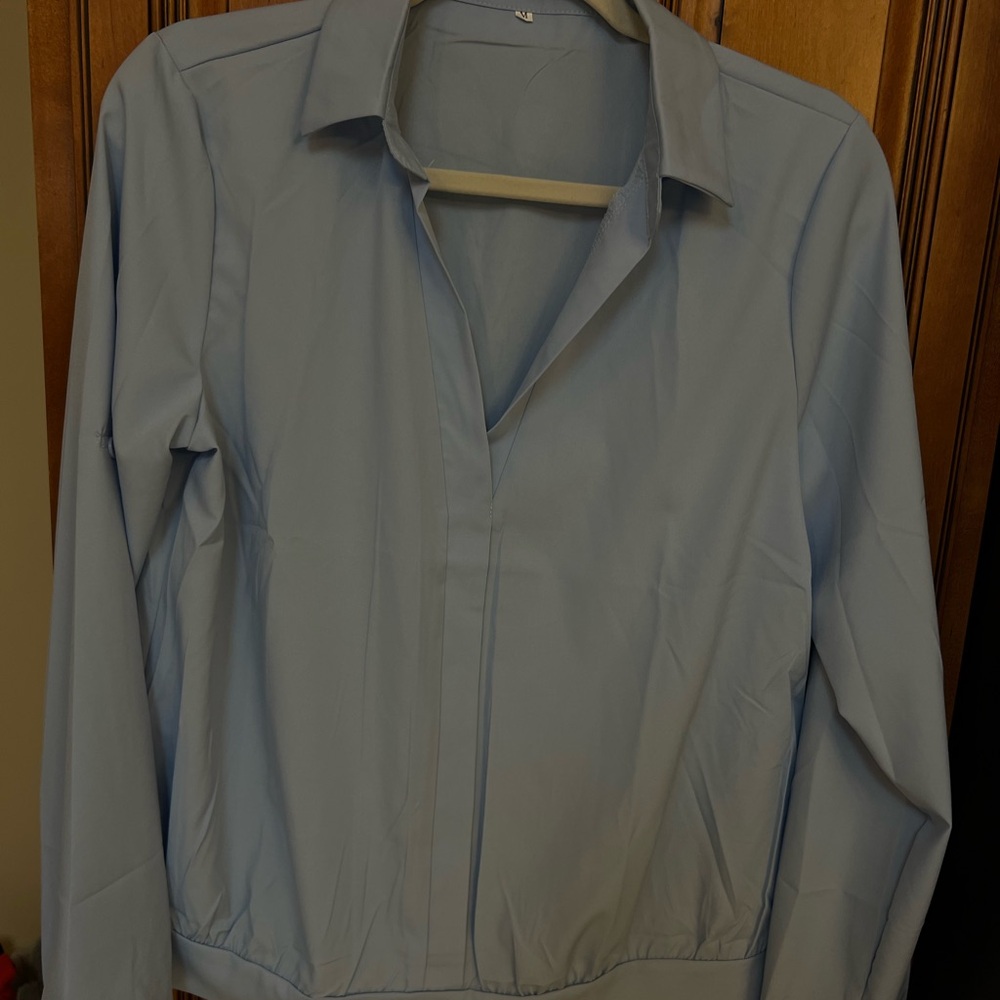 Source Unknown Light Blue Blouse